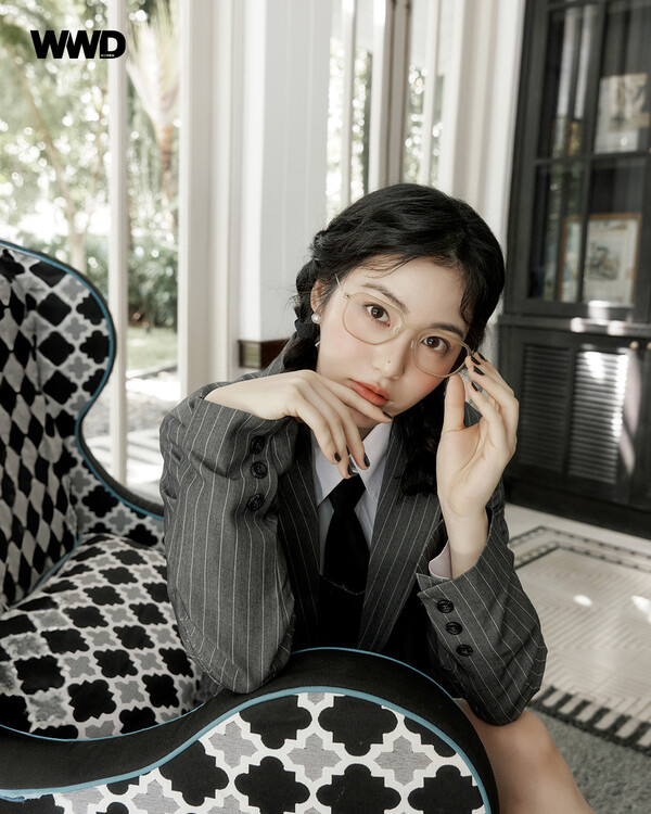 CLAMOA fashion editorial archive — 신예은