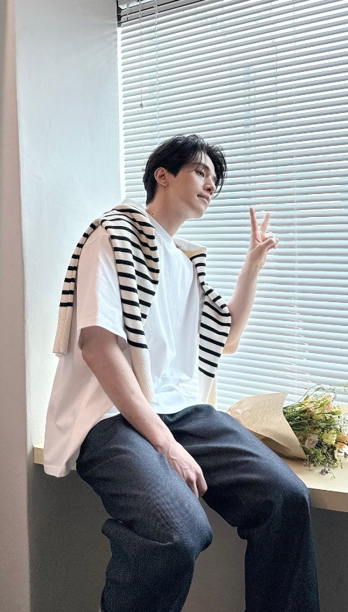 CLAMOA celebrity seeding archive — 이동욱