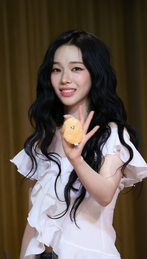 CLAMOA celebrity seeding archive — 에스파 카리나2