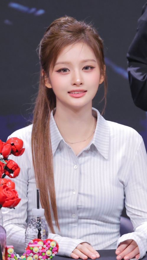 CLAMOA celebrity seeding archive — 엔믹스 설윤